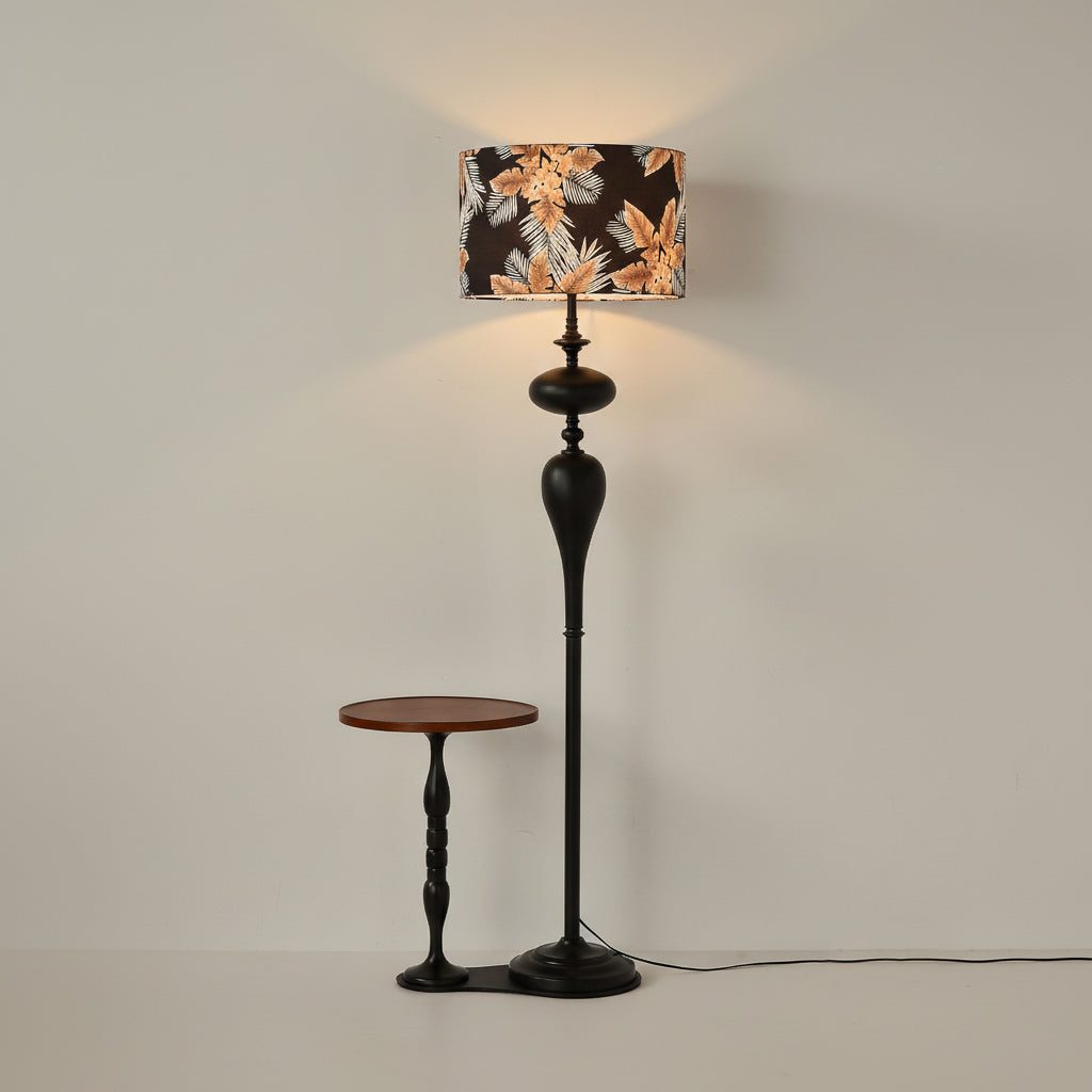 thaddeus-floor-lamp