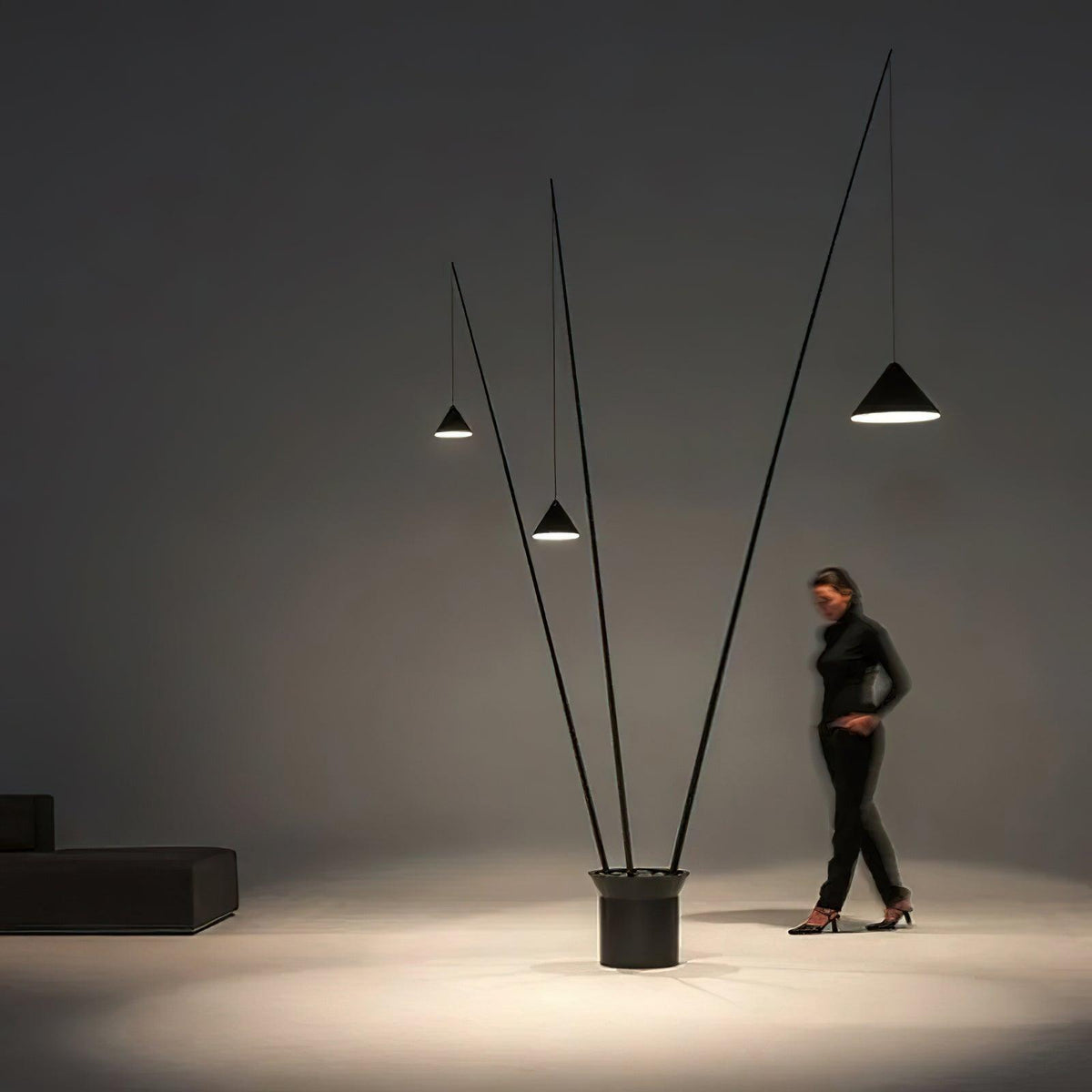 the-noir-arc-floor-lamp