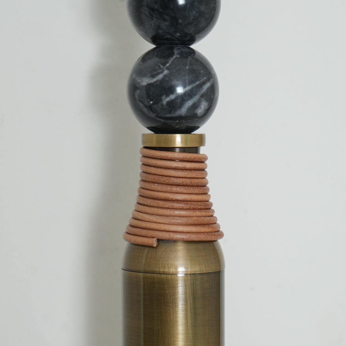 toam-wall-lamp