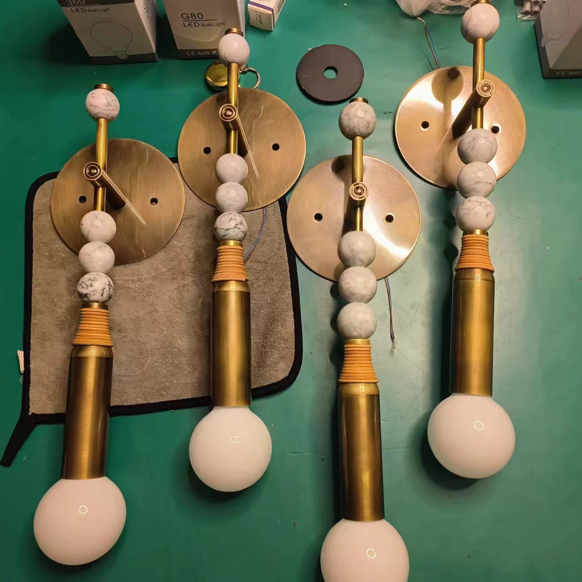 toam-wall-lamp