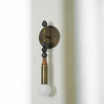 toam-wall-lamp