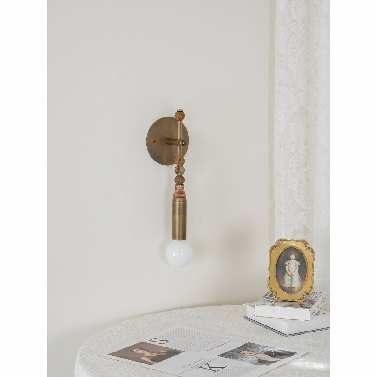 toam-wall-lamp