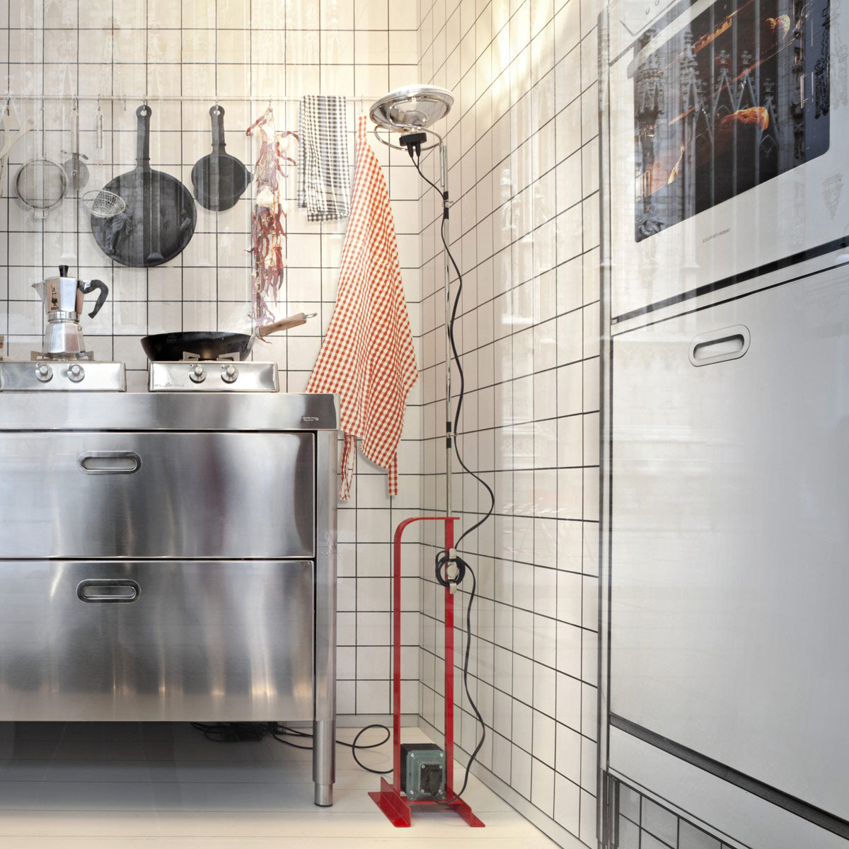 toio-floor-lamp