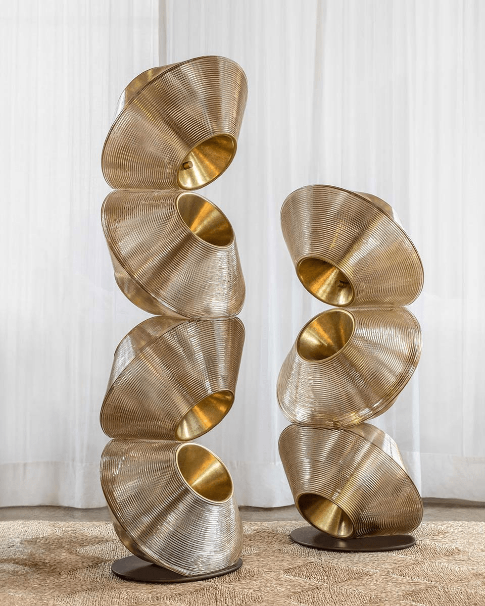 Tol Floor Lamp — Sculptural Gold Resin Totem, Modern LED Floor Light