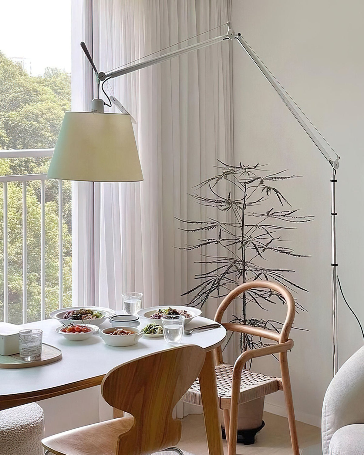 Parete Floor Lamp