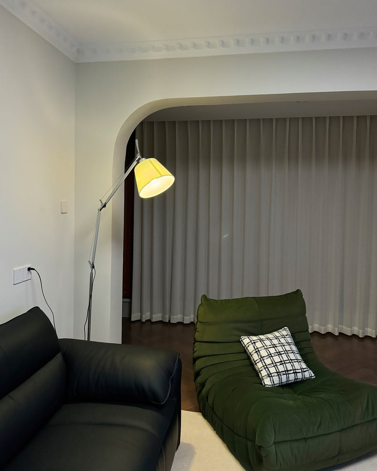 Parete Floor Lamp