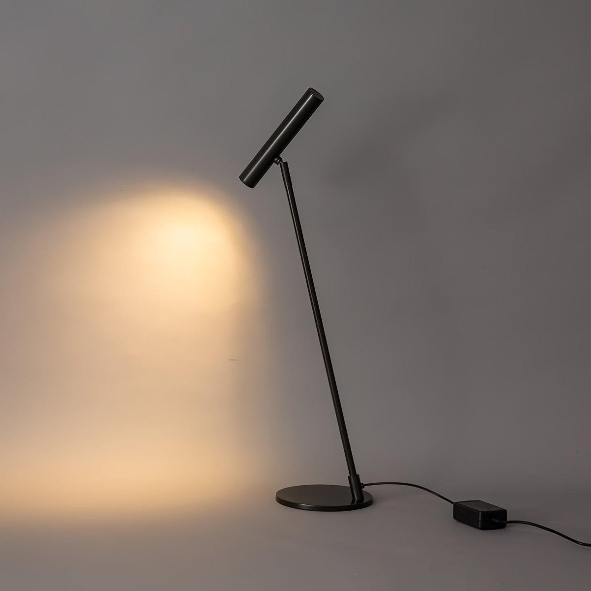 Tom Led Table Lamp