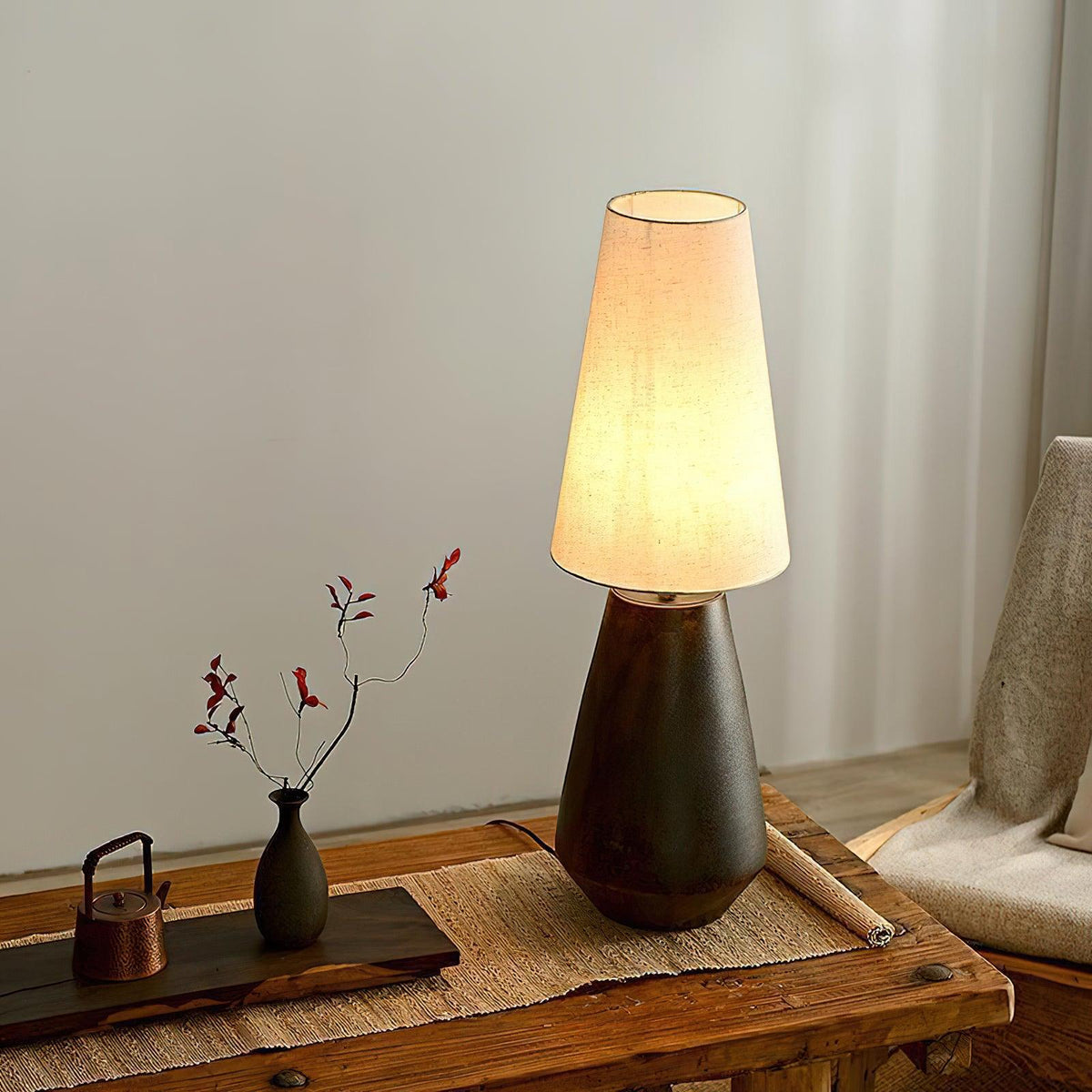torrent-table-lamp