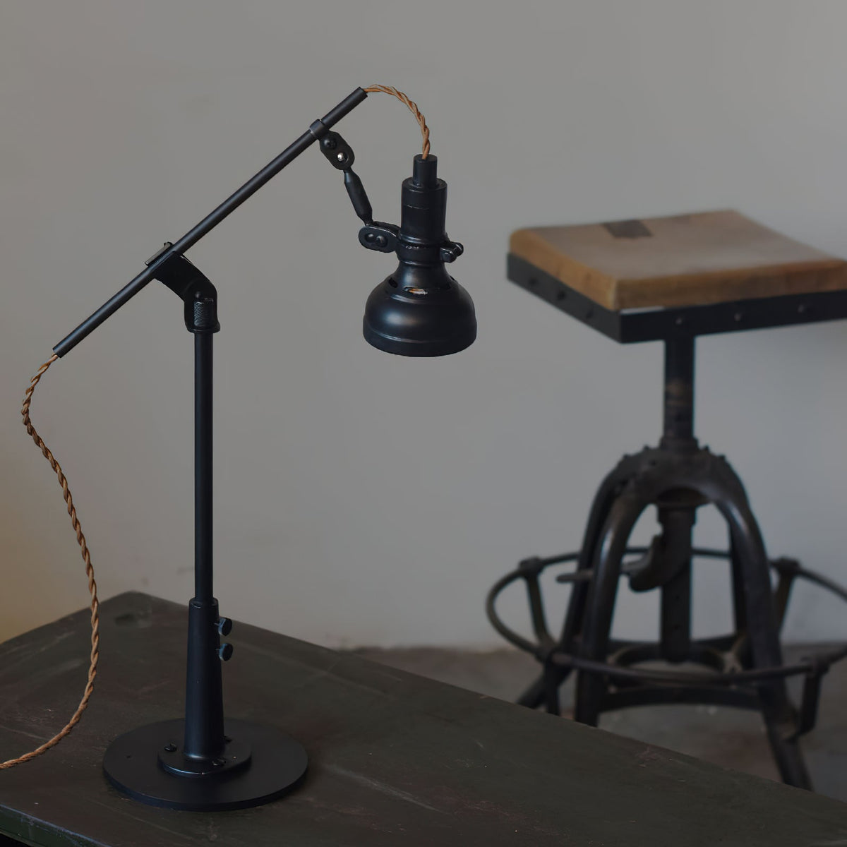 totham-table-lamp