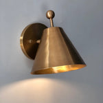 traatten-wall-lamp