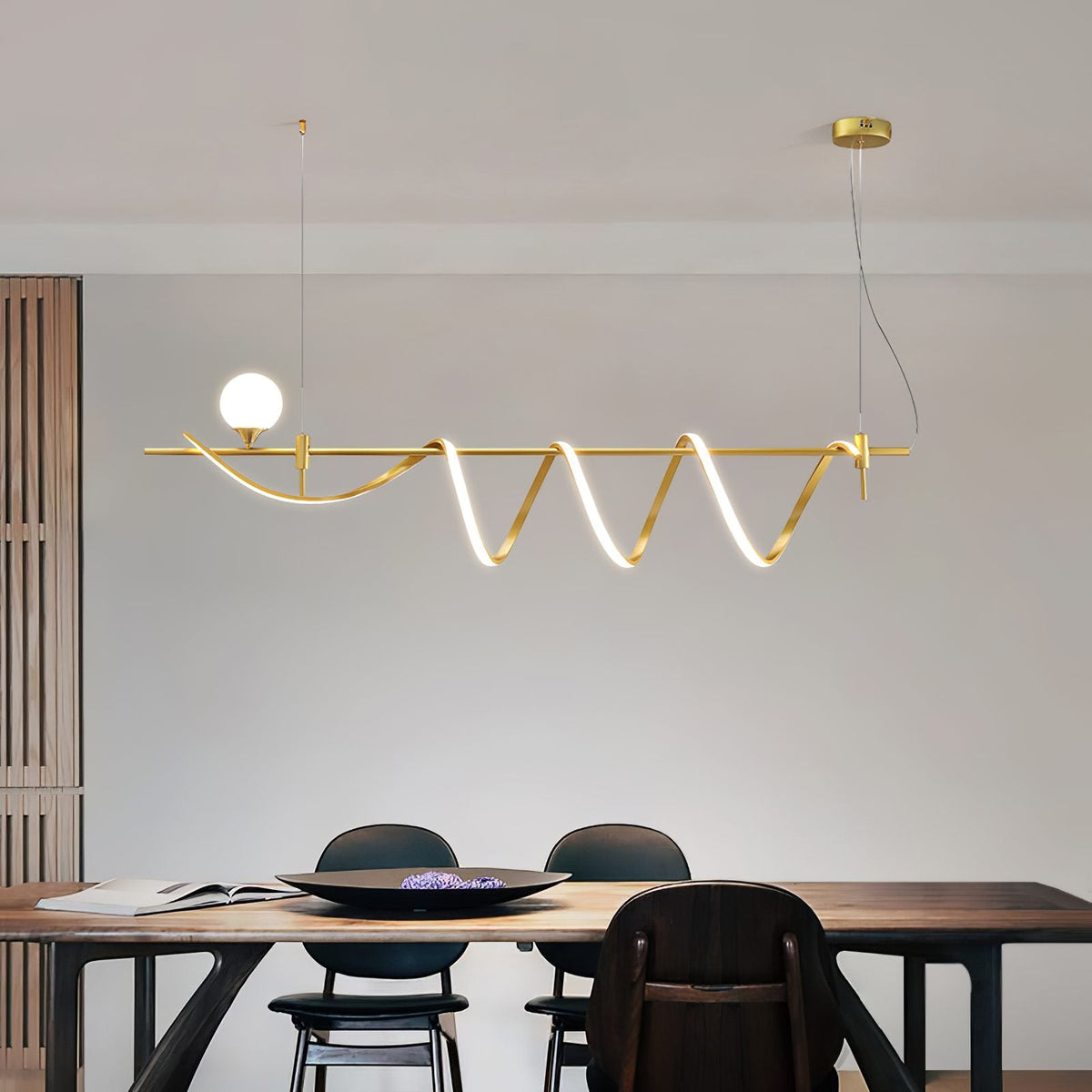 Tracer Loop Pendant Light