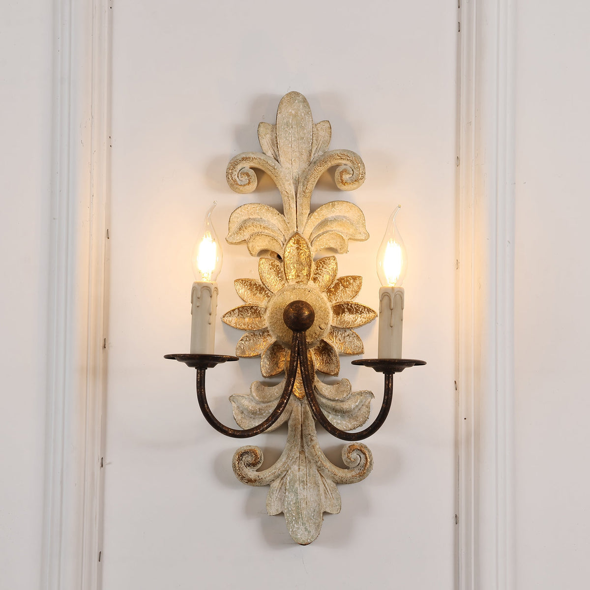 trianon-glit-sconce