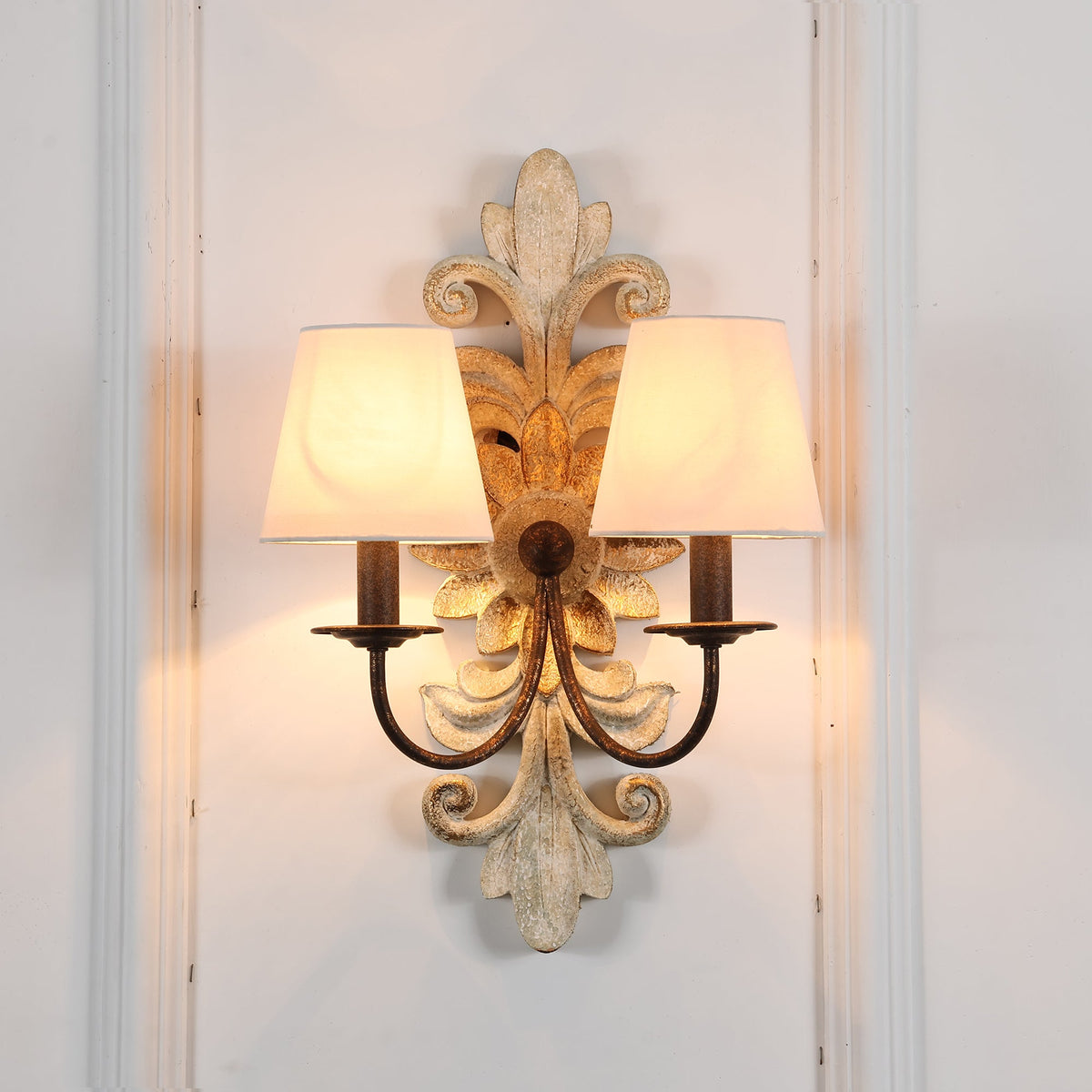 trianon-glit-sconce