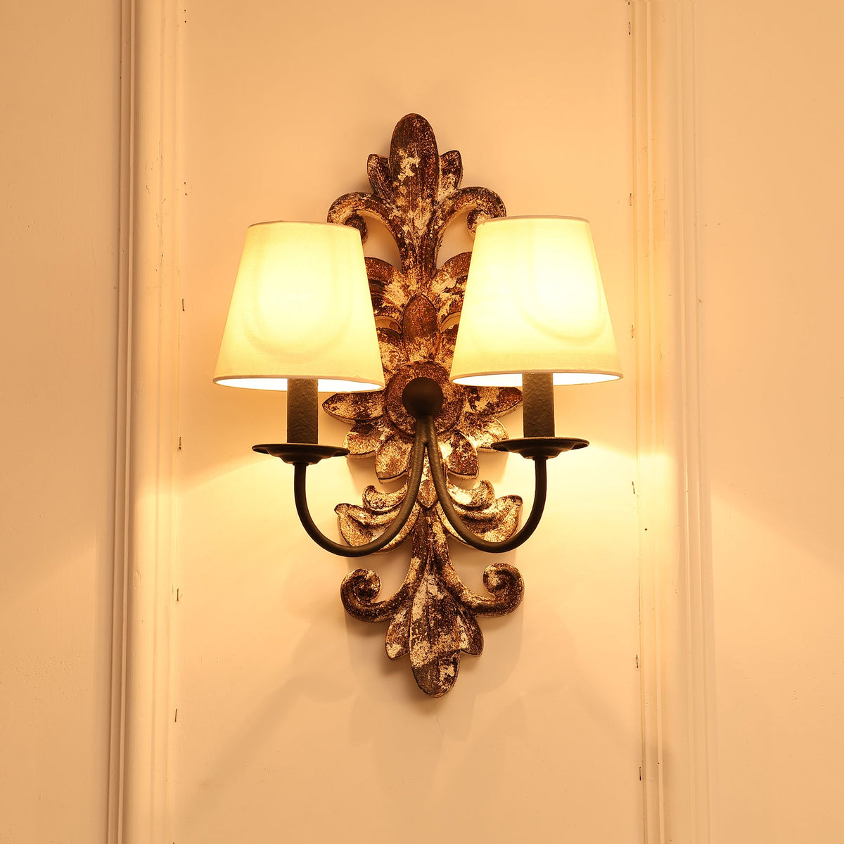 trianon-glit-sconce