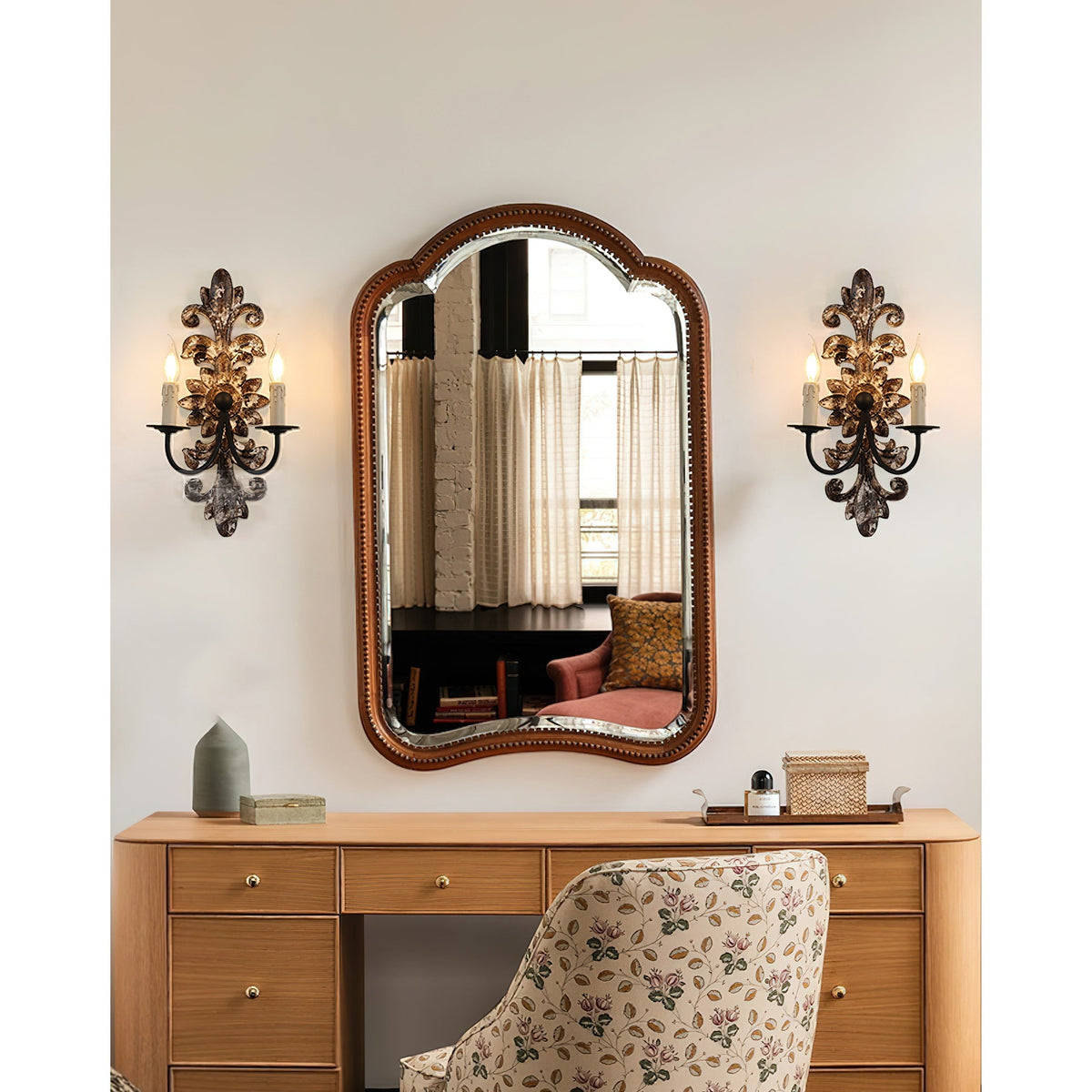 trianon-glit-sconce