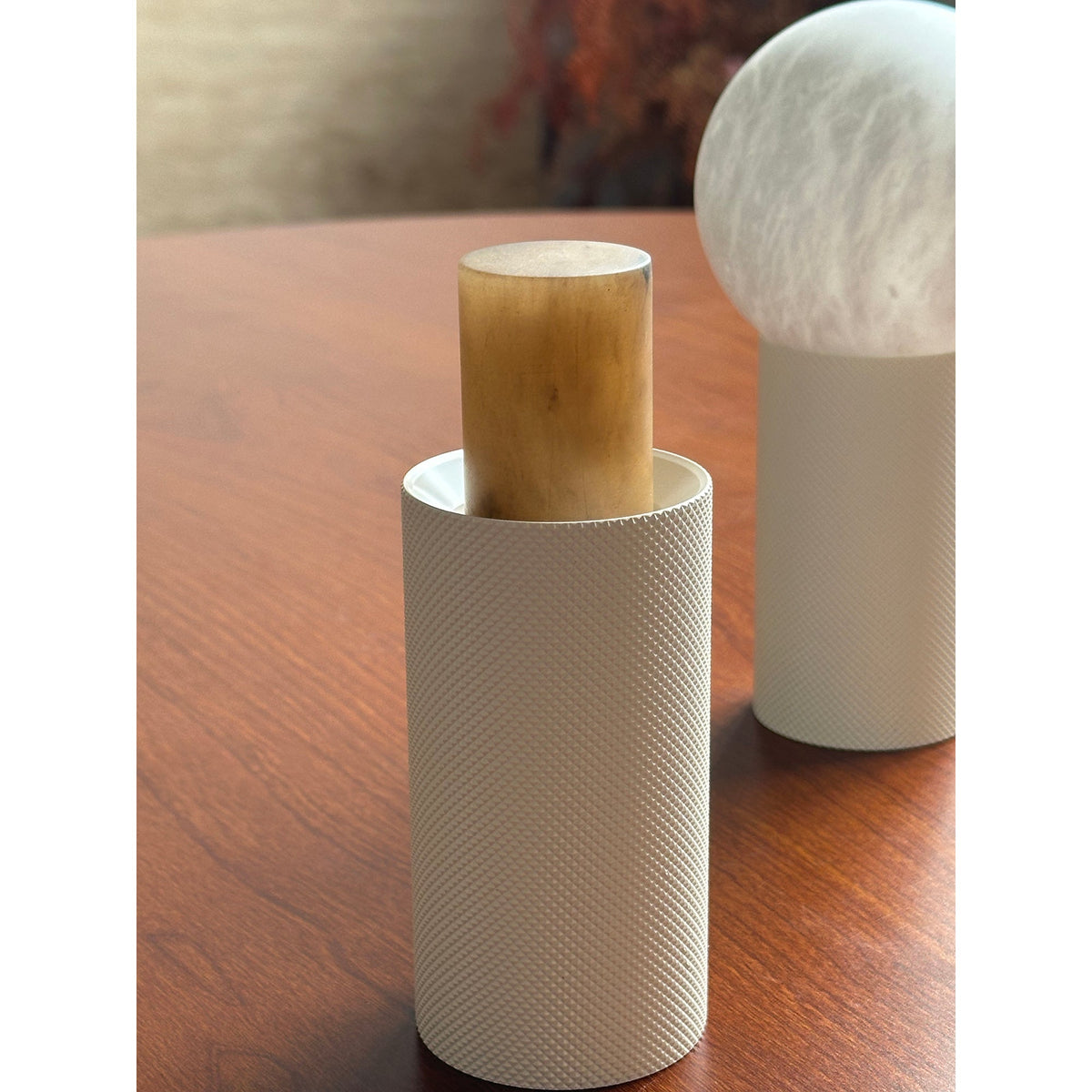 tribeca-usb-table-lamp