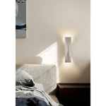 tropez-travertine-wall-lamp