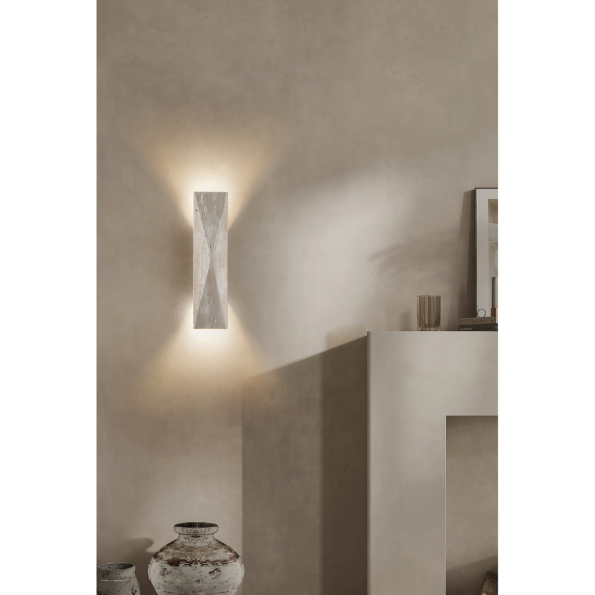 tropez-travertine-wall-lamp