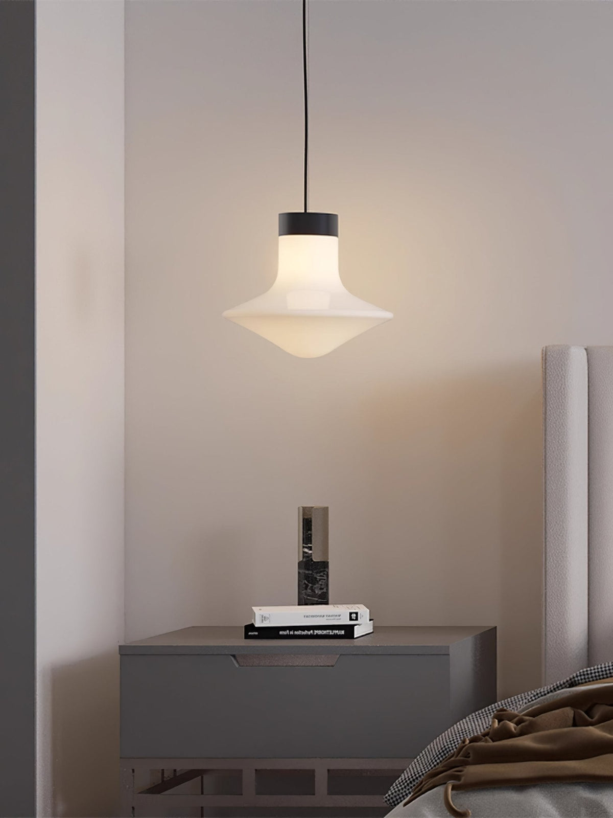 Trottola Modern Glass Pendant Light for Dining Room and Living Space