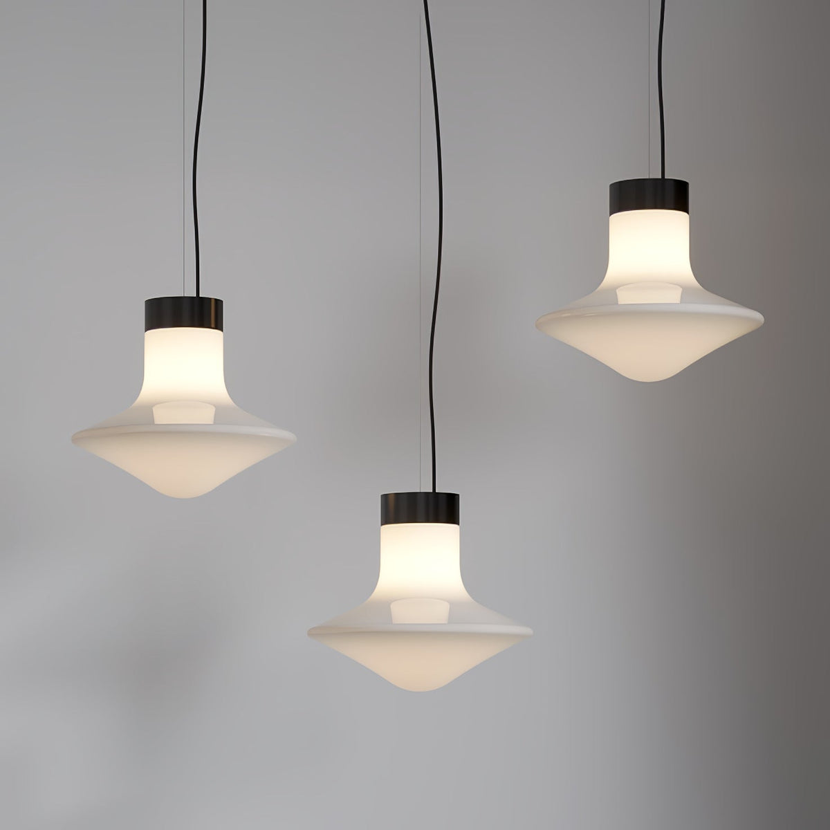 Trottola Modern Glass Pendant Light for Dining Room and Living Space