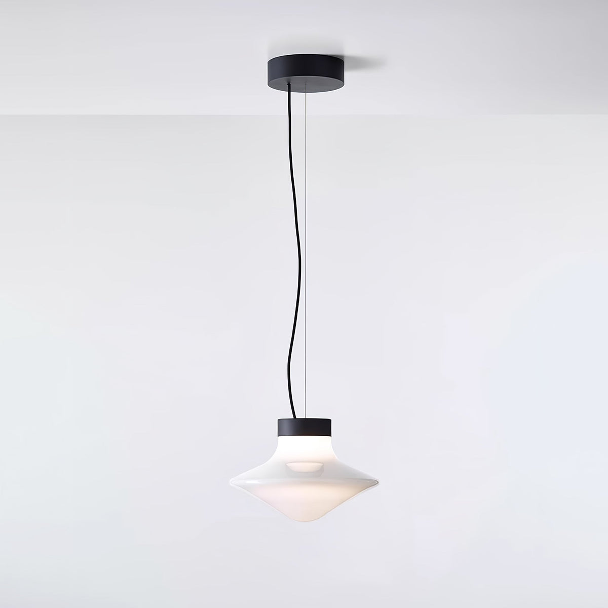 Trottola Modern Glass Pendant Light for Dining Room and Living Space