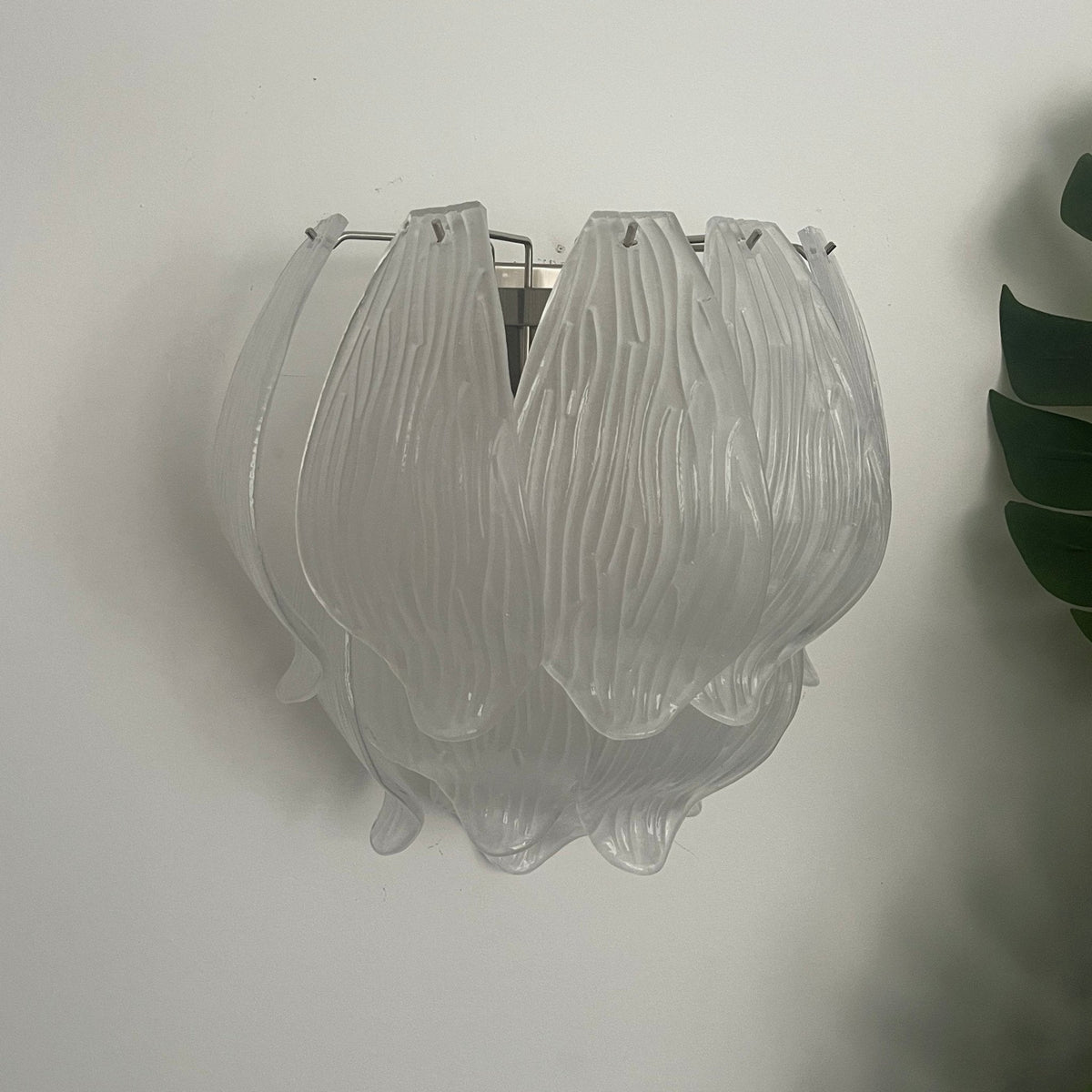 Tuliva Art Glass Wall Sconce for Modern Interiors