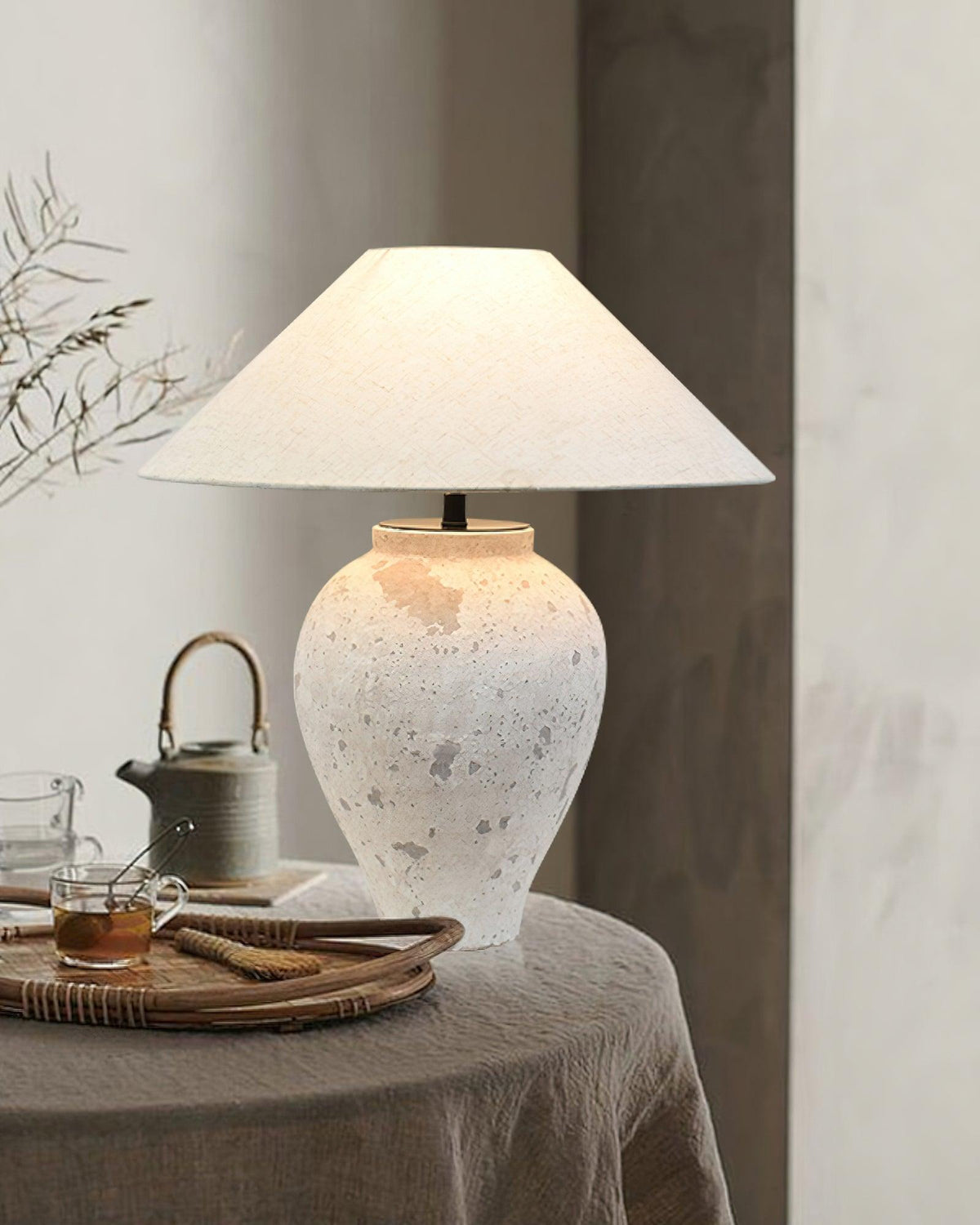 tuscan-stone-table-lamp