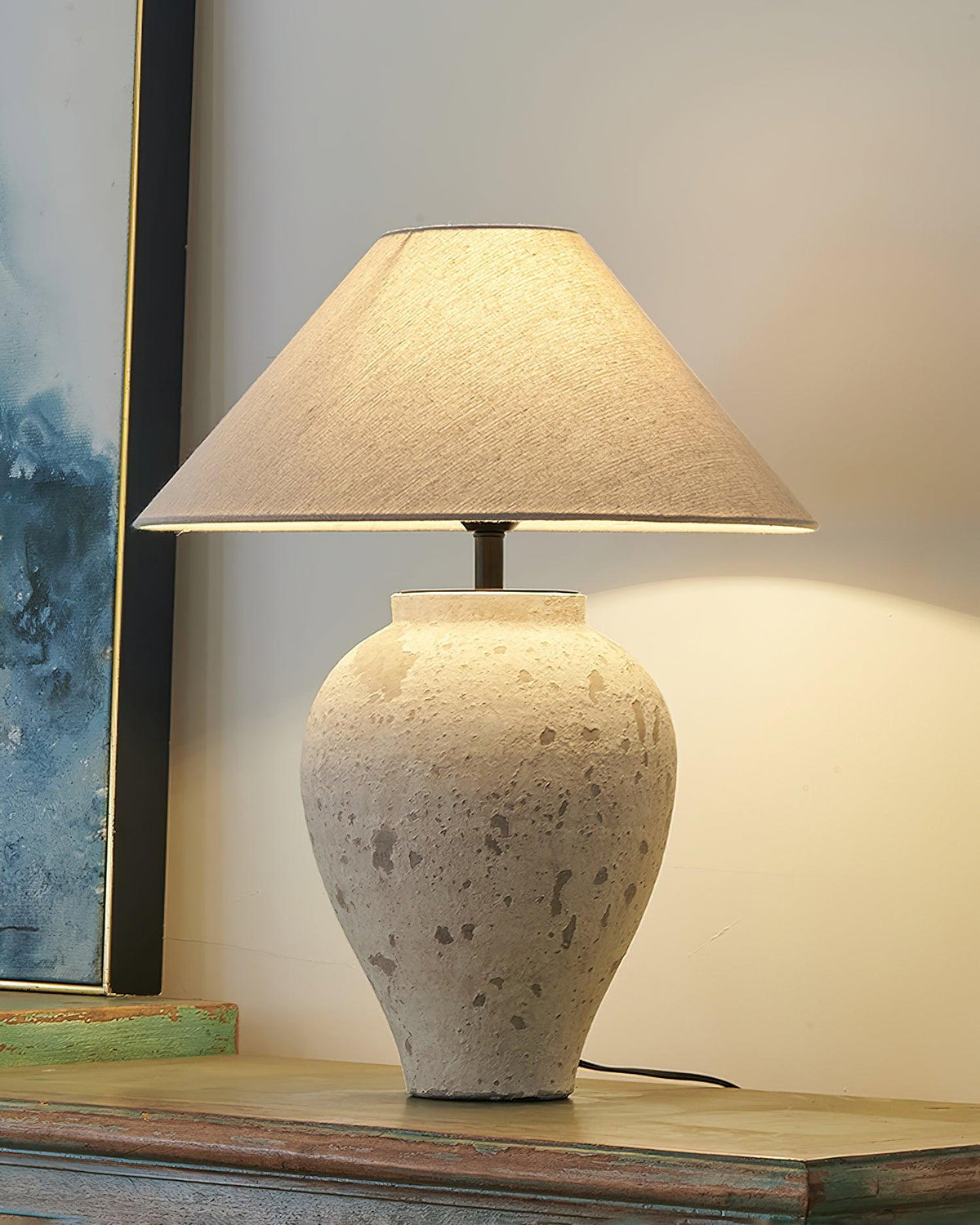 tuscan-stone-table-lamp