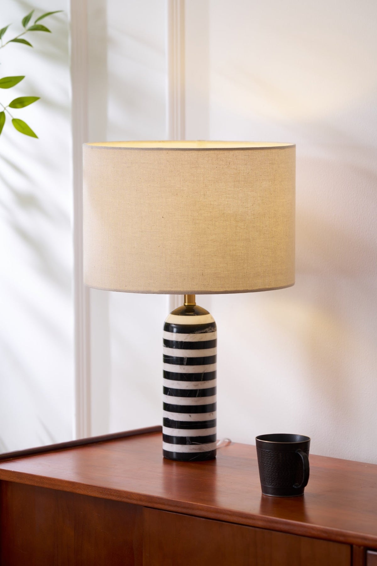 Tuxedo Marble Table Lamp – Modern Monochrome Accent Light for Bedroom and Living Room