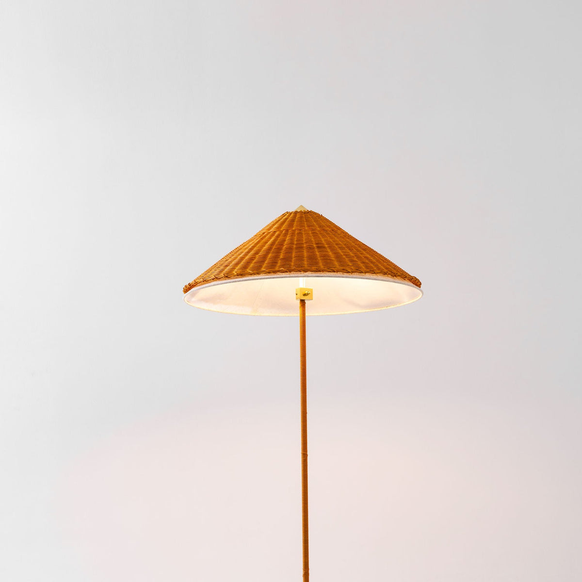 tynell-floor-lamp