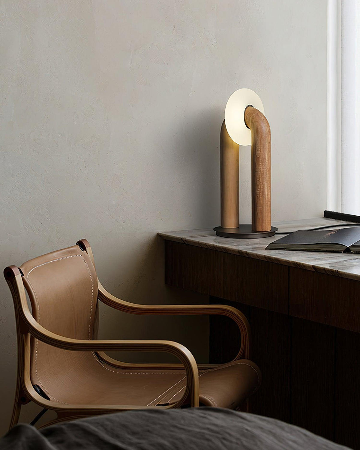 u-shaped-xuanguang-table-lamp