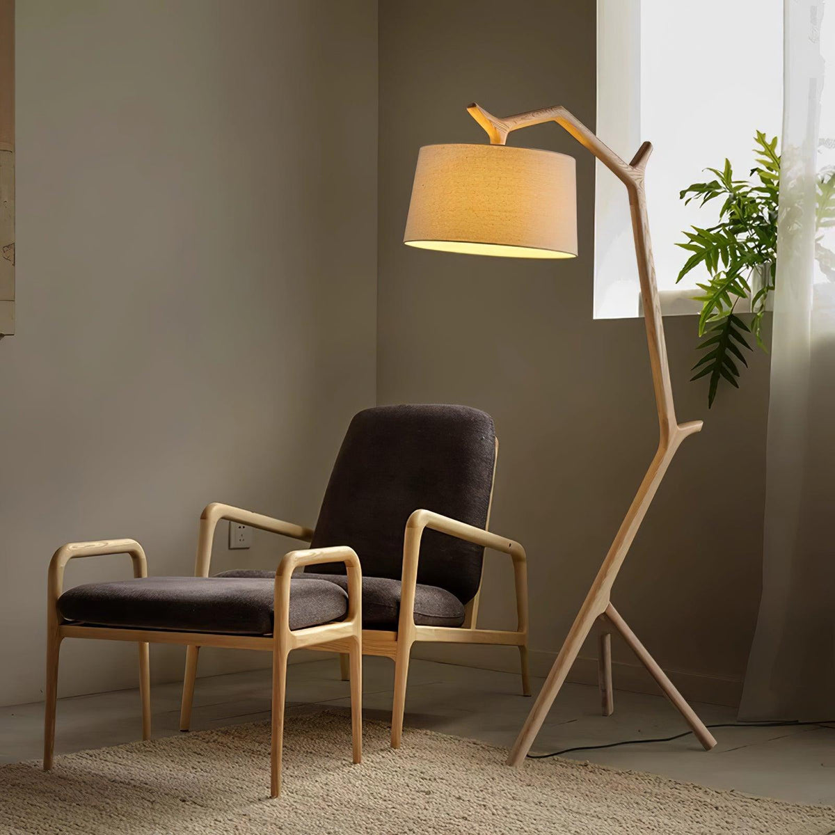 umahi-floor-lamp