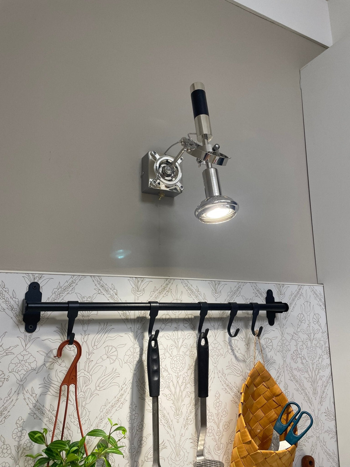 Urban Edge Swing Arm Wall Sconce in Chrome for Modern Interiors