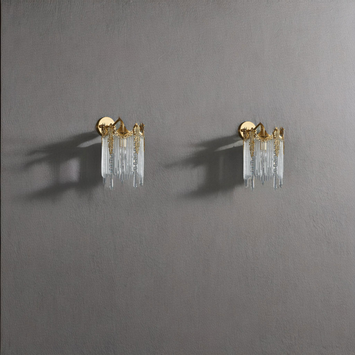 vacarro-wall-lamp