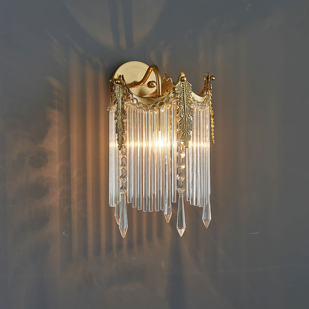 vacarro-wall-lamp