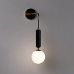 valenes-wall-lamp