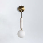 valenes-wall-lamp