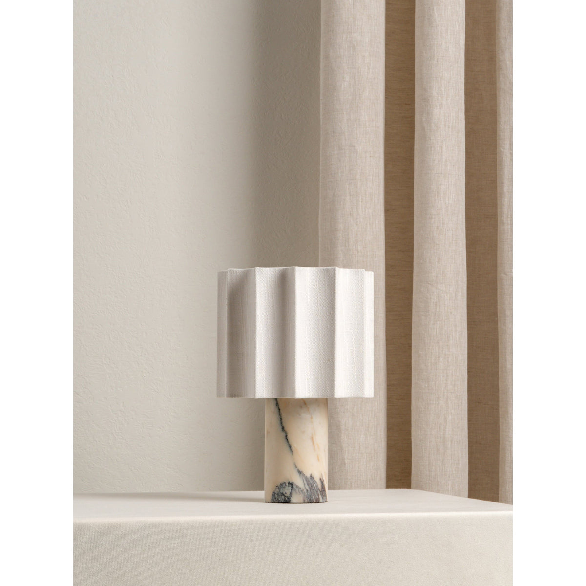 valli-table-lamp