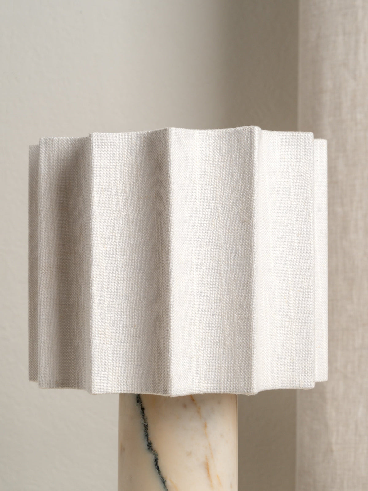 valli-table-lamp