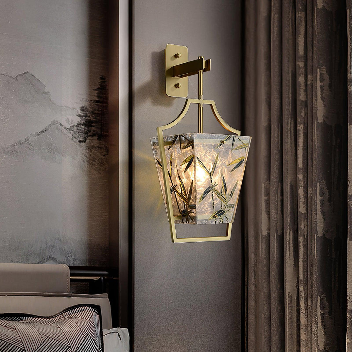 Vapor Single Sconce in Brass and Enameled Glass | Modern Wall Light