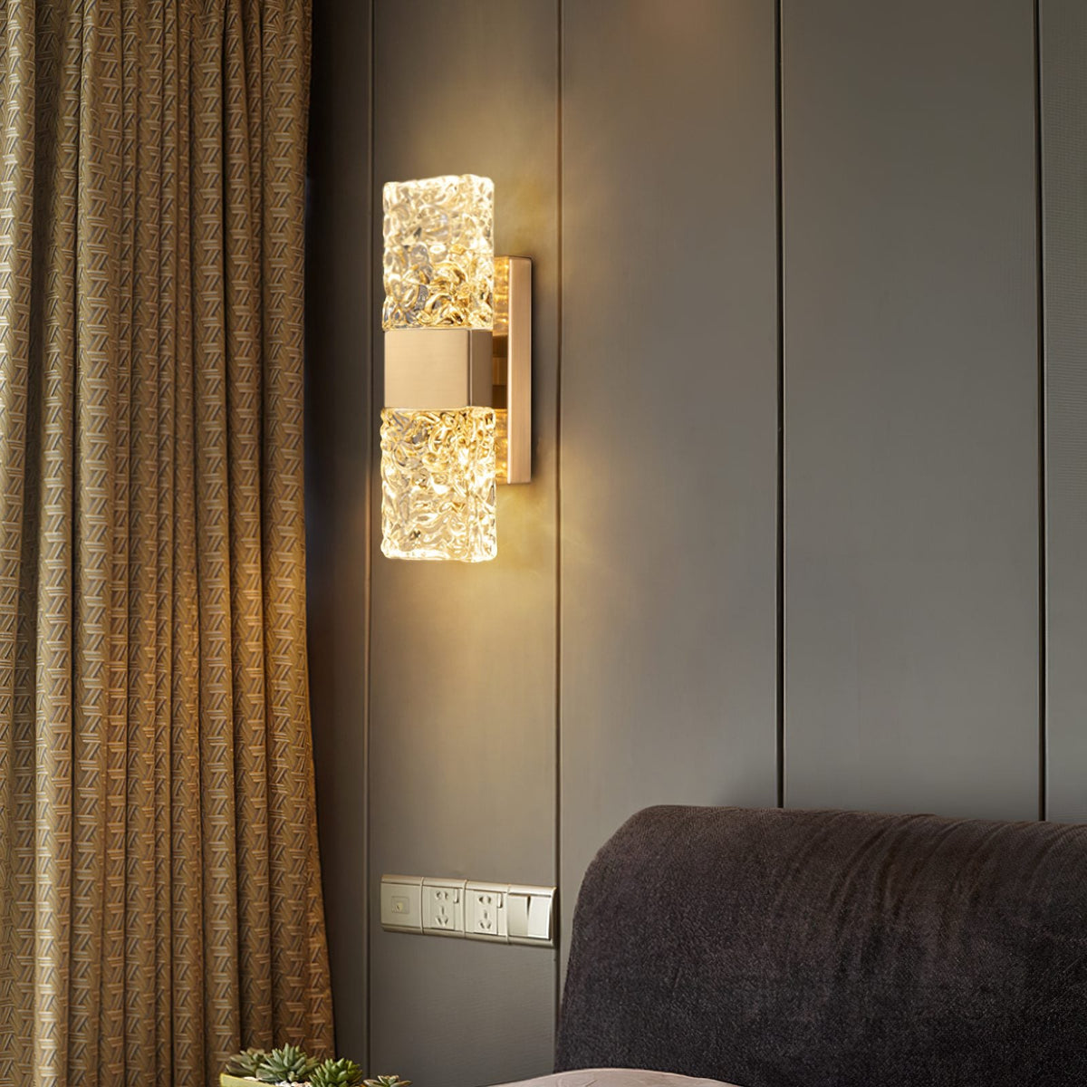 Vega Wall Sconce