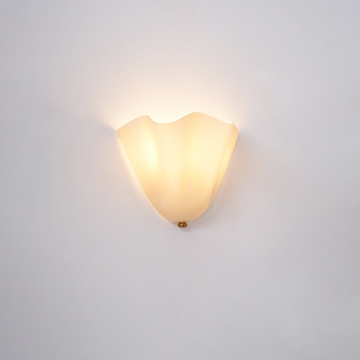 Petalia Sculptural Glass Wall Sconce | Modern Organic Lighting