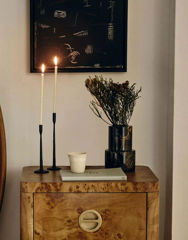 Vetra Noir Marble Vase – Sculptural Black Marble Decor with Gold Veining