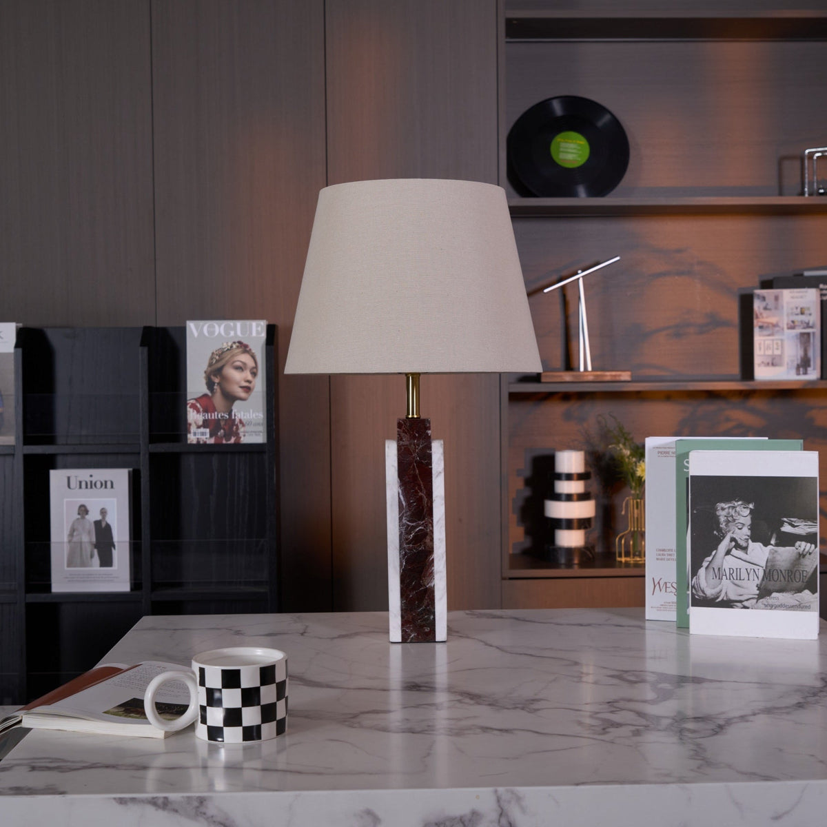 Virello Marble Table Lamp – Sculptural Modern Lighting with Brass Accents