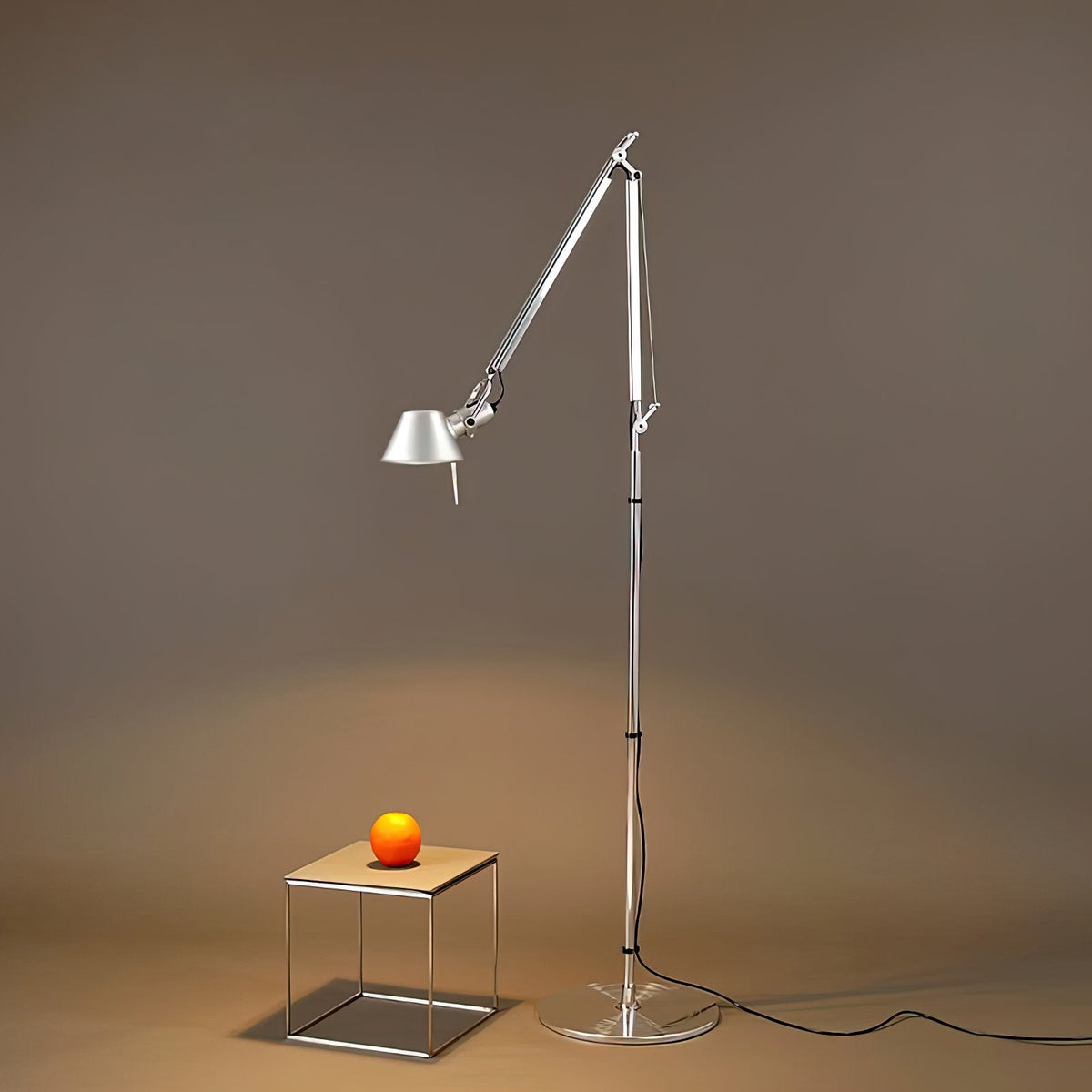 Volee Modern Floor Lamp