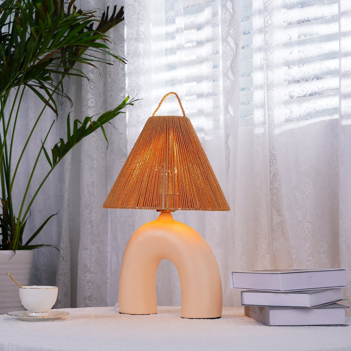 Arched_Table_Lamp