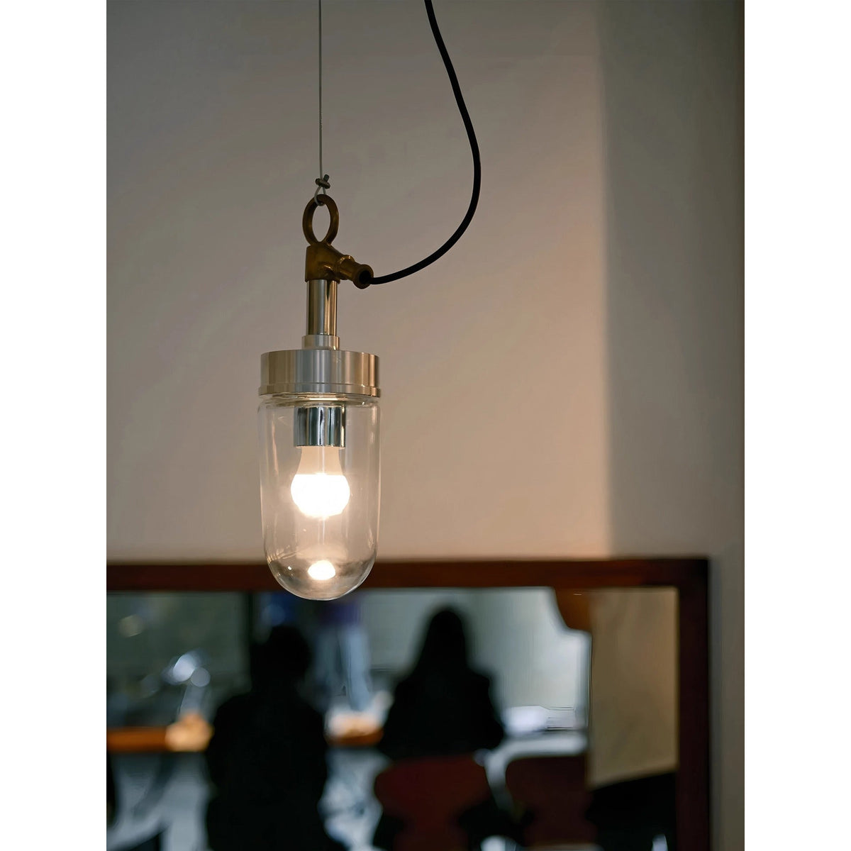 well-glass-pendant-lamp