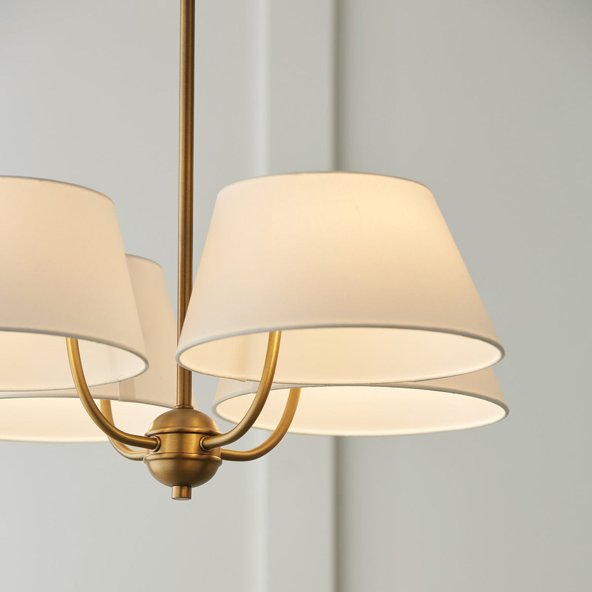 welsley-chandelier