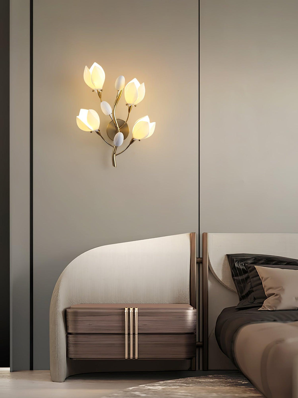 porcelain-magnolia-wall-lamp