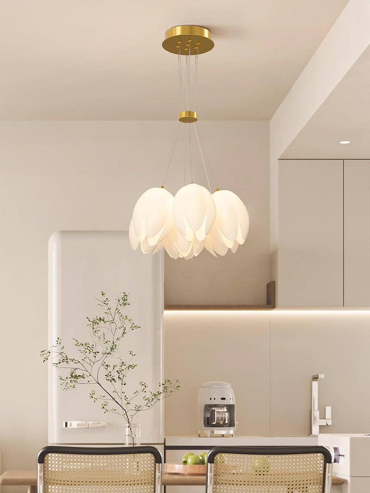 white-tulip-chandelier